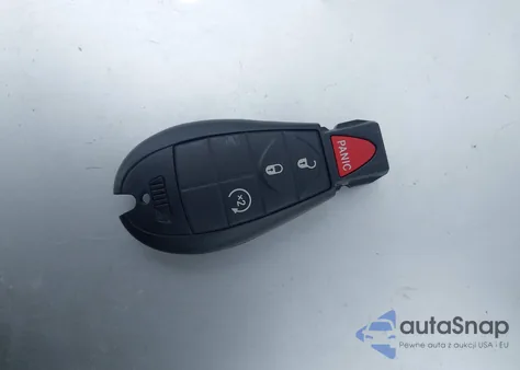 2017 Jeep Cherokee Latitude 4X4 from USA, damaged, VIN 1C4PJMCS3HW647520